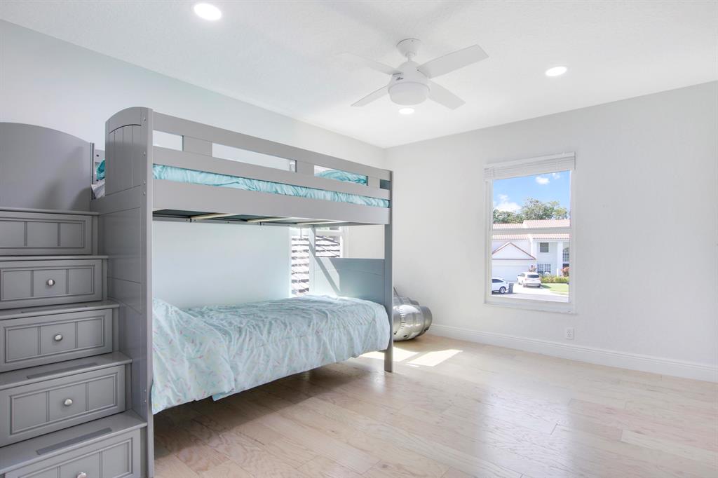 12780 Marsh Pointe Way