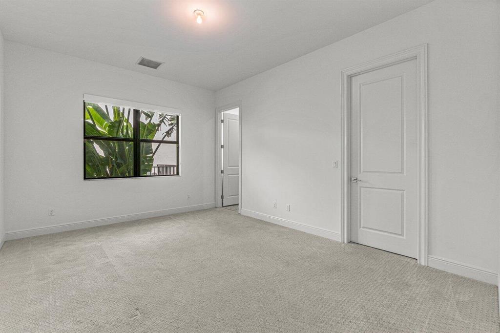 6950 NW 28th Avenue