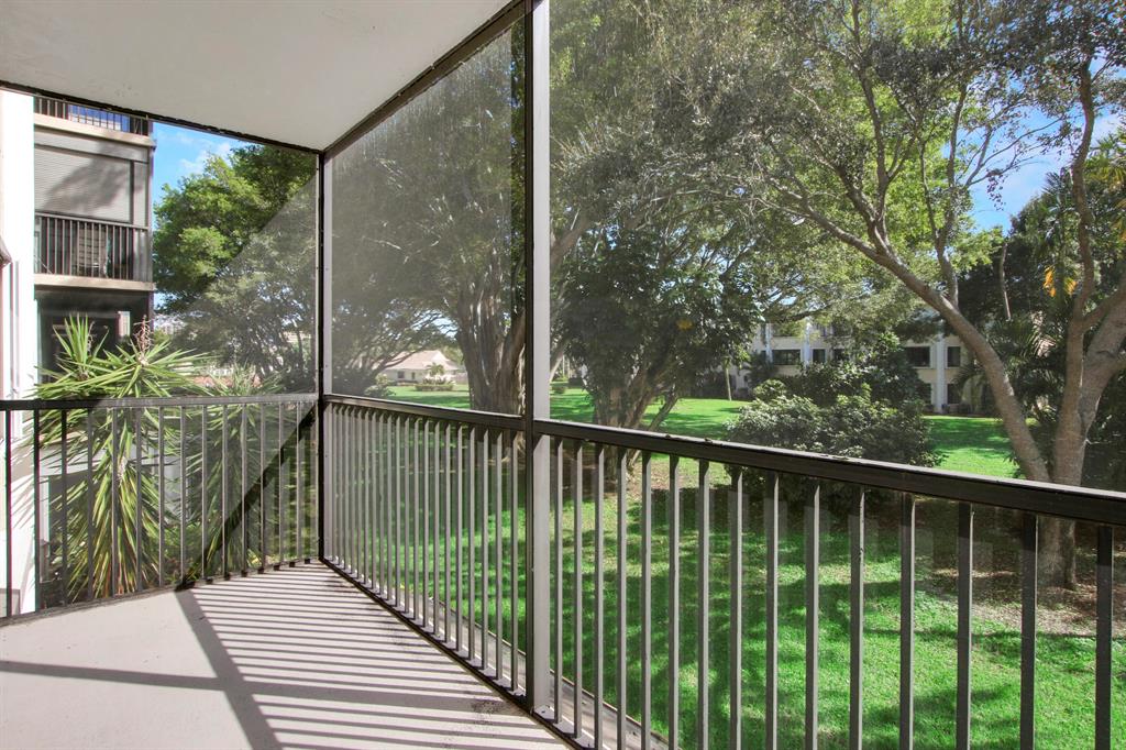 300 N Highway A1a Unit: 206i