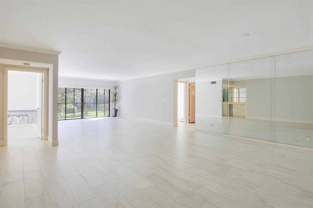 300 N Highway A1a Unit: 206i