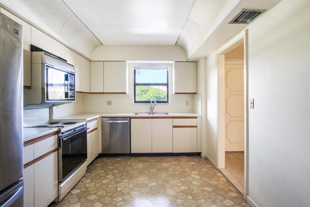 300 N Highway A1a Unit: 206i