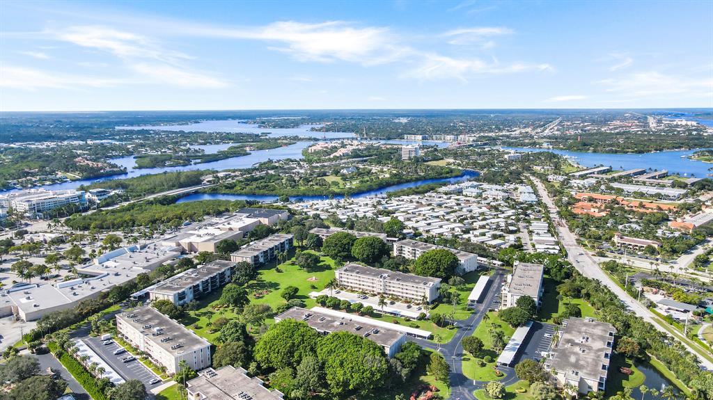 300 N Highway A1a Unit: 206i