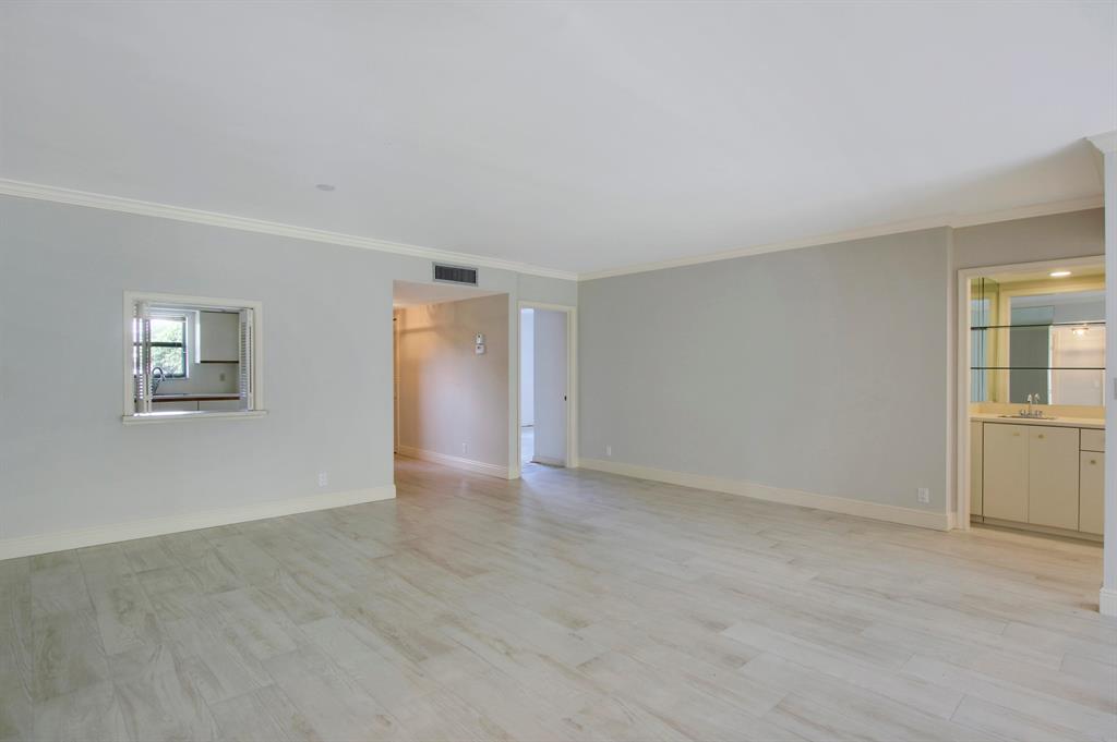 300 N Highway A1a Unit: 206i