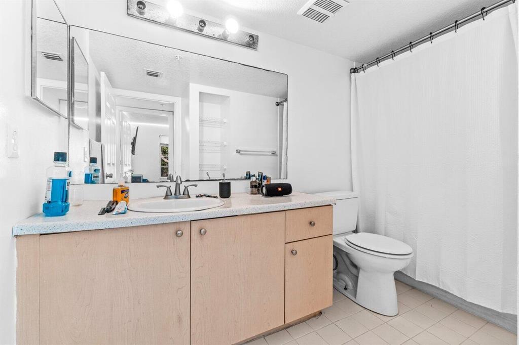 4021 San Marino 207 Boulevard Unit: 207