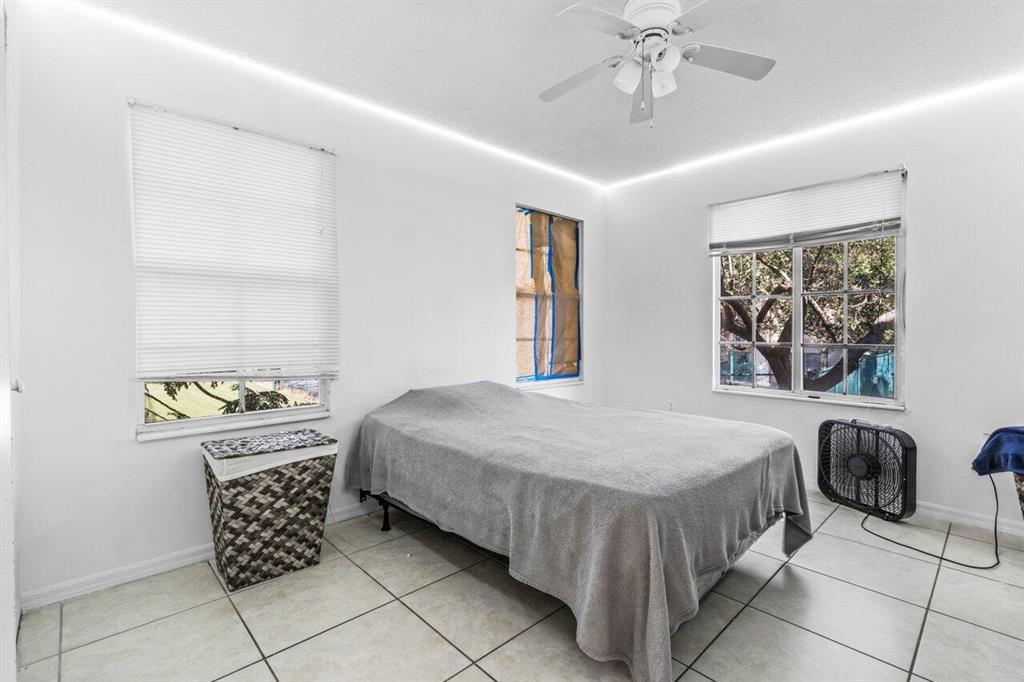 4021 San Marino 207 Boulevard Unit: 207