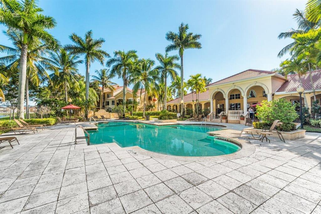 4021 San Marino 207 Boulevard Unit: 207