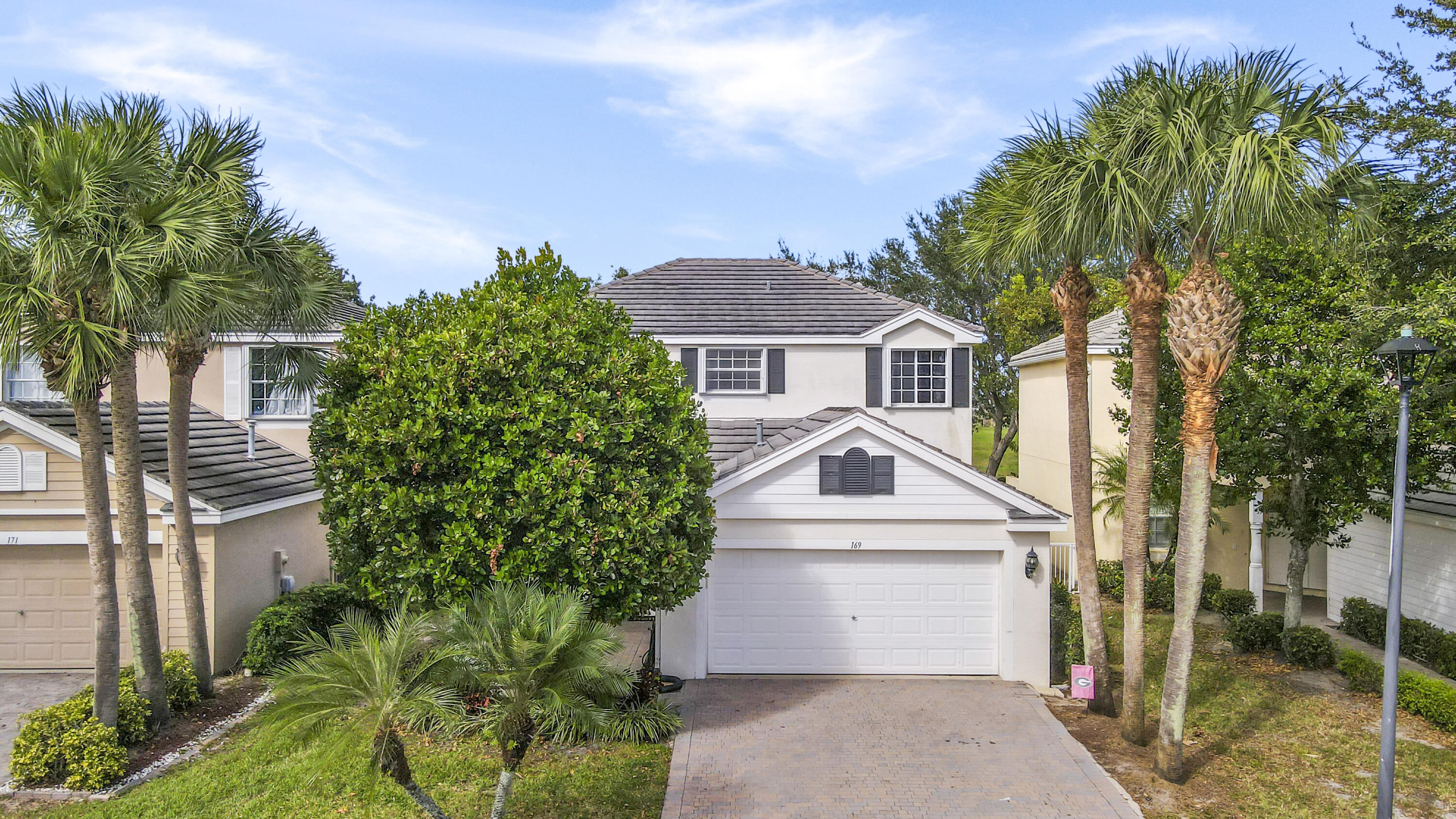 169 Berenger Walk