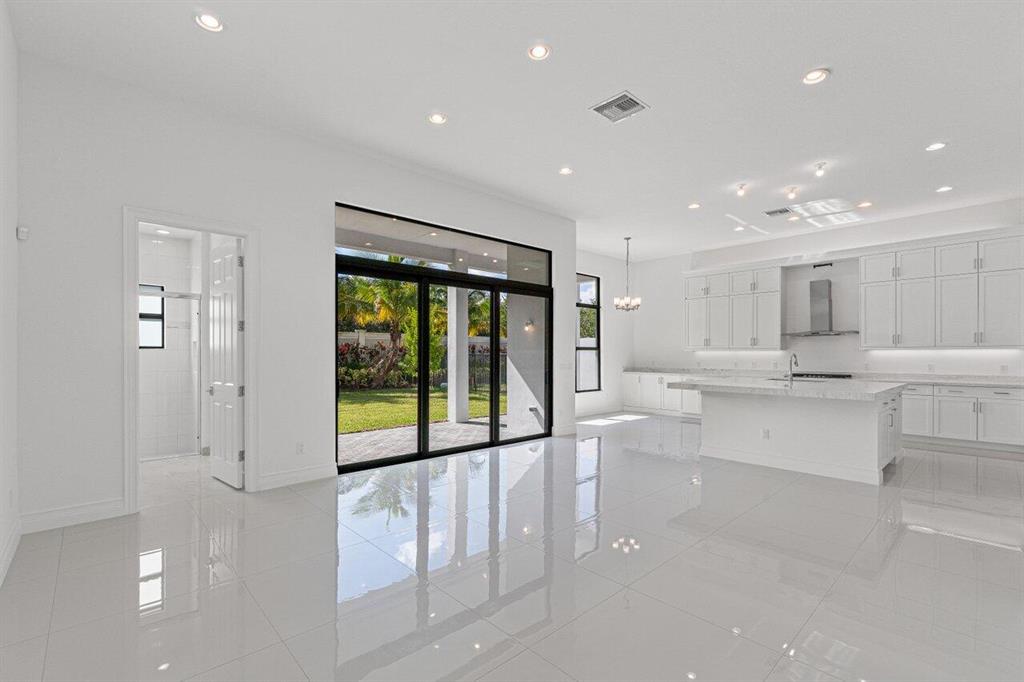 9042 Dulcetto Court
