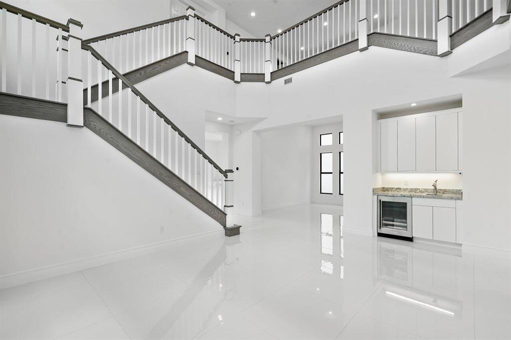 9042 Dulcetto Court