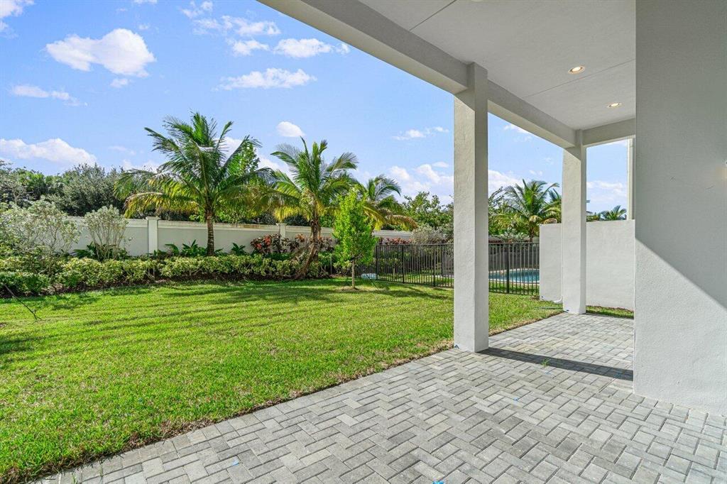 9042 Dulcetto Court