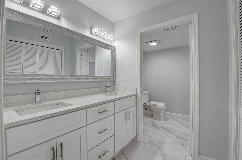 11179 Aspen Glen Drive