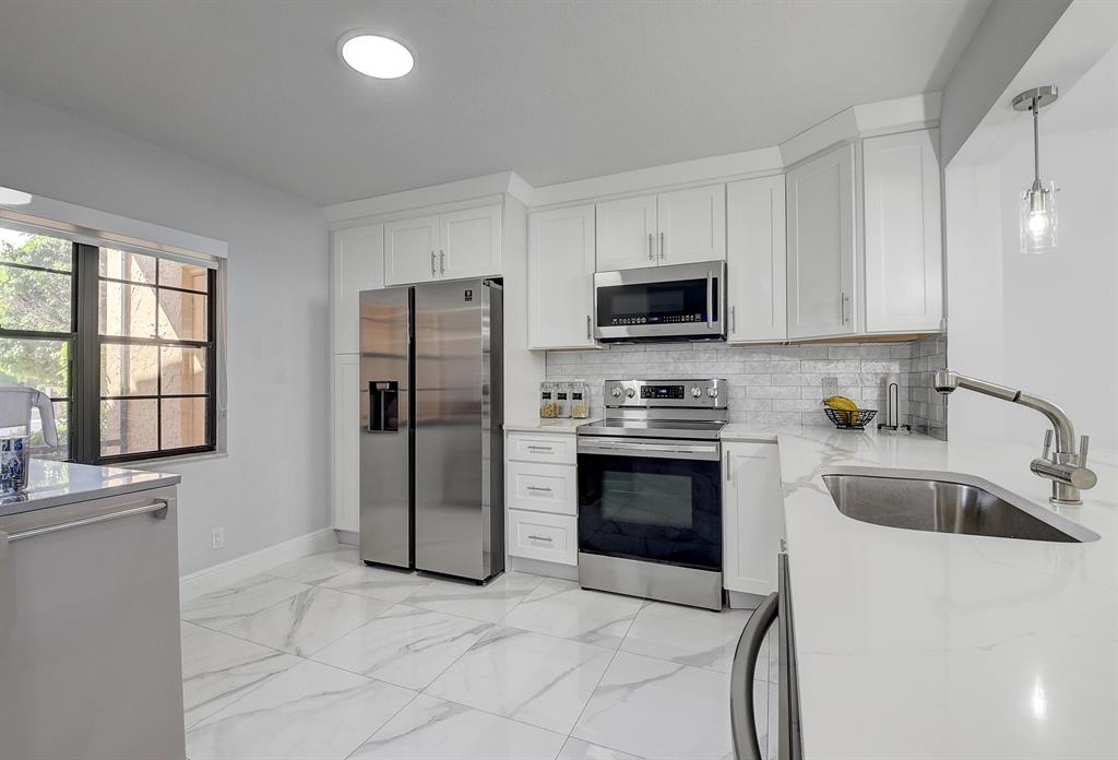 11179 Aspen Glen Drive