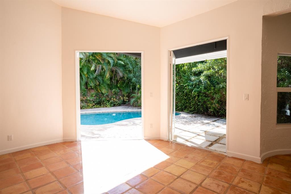 12948 Calais Circle