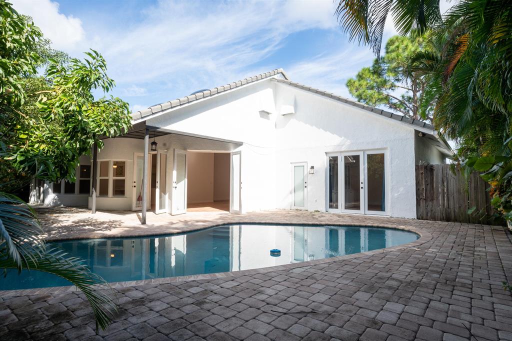12948 Calais Circle