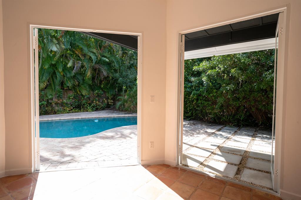 12948 Calais Circle