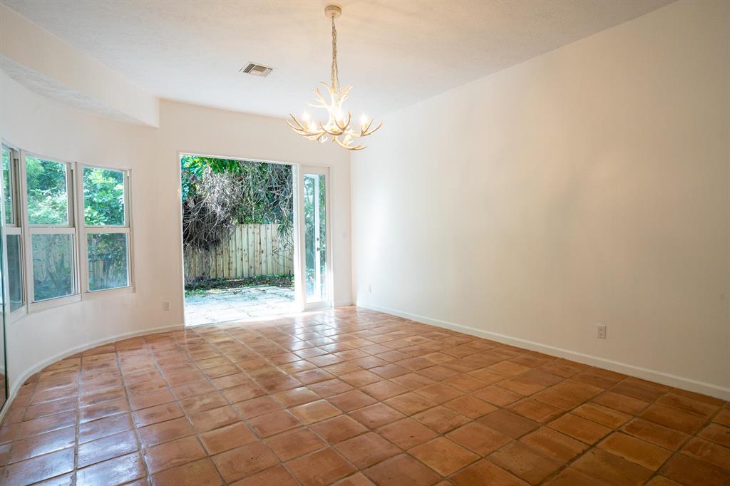 12948 Calais Circle
