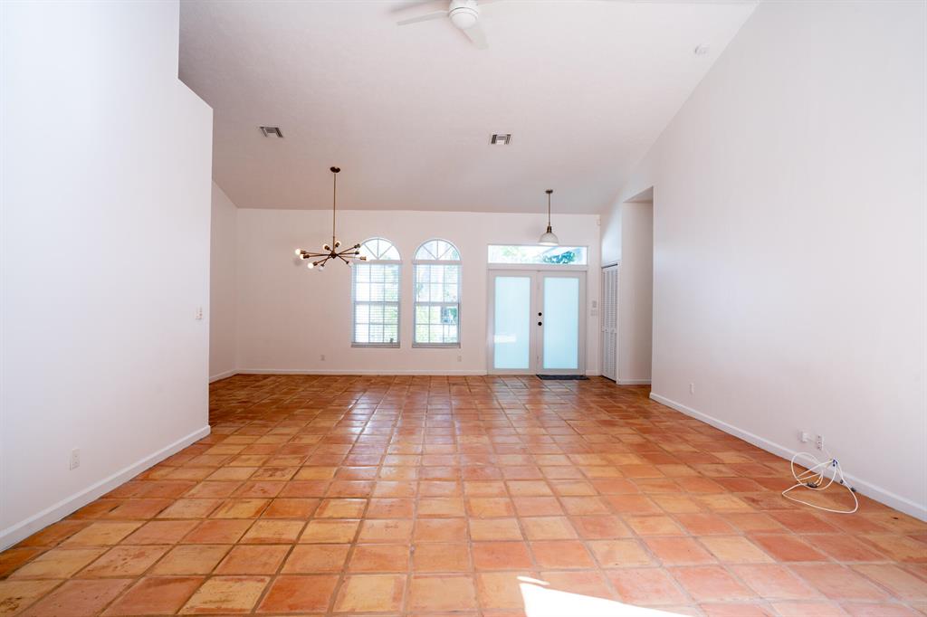12948 Calais Circle