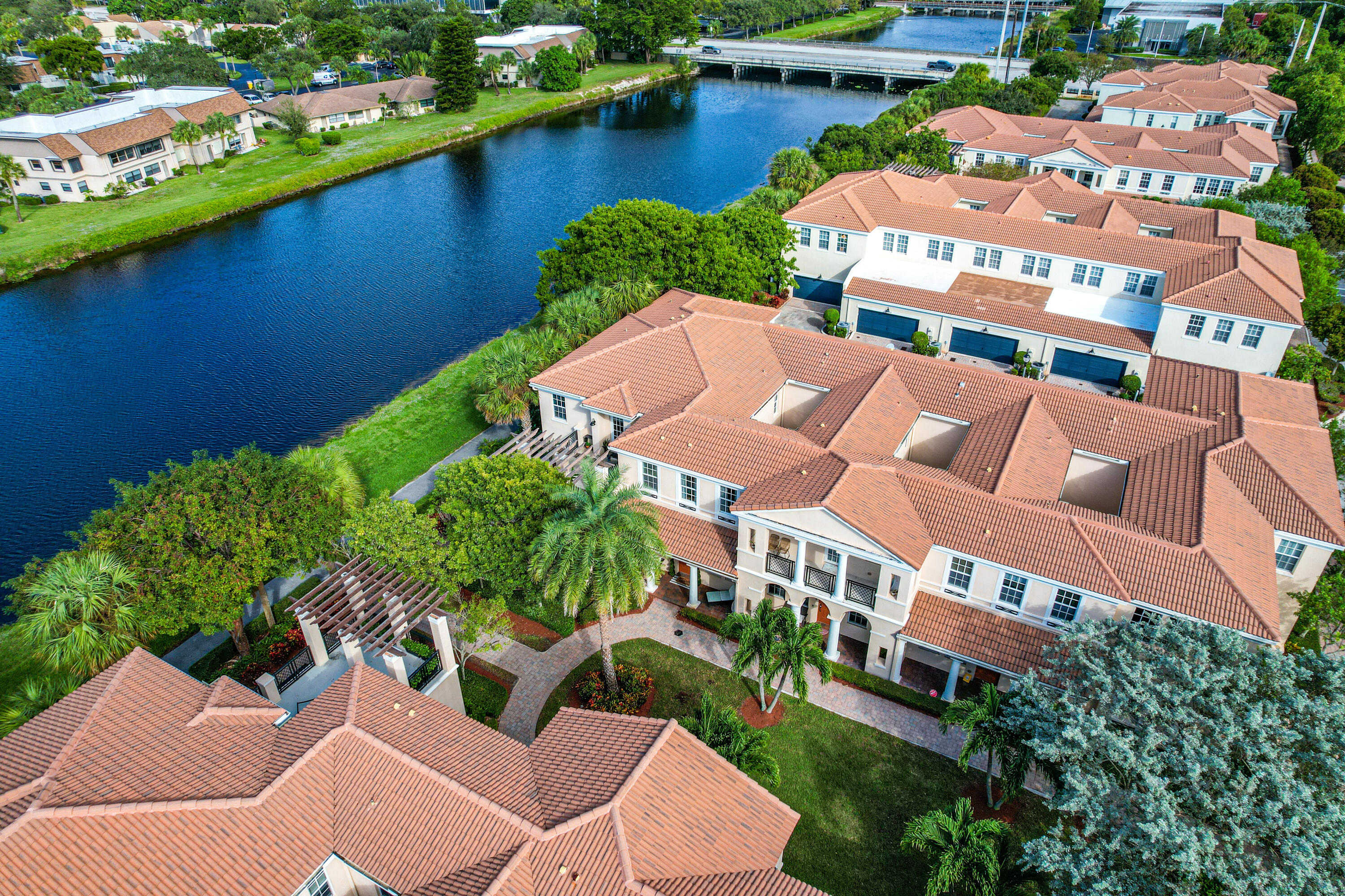8339 NW 7th Court