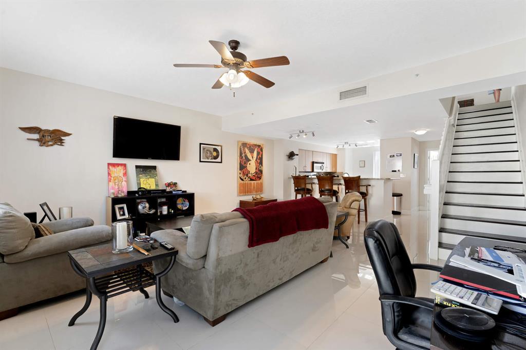 240 NE 2nd Street Unit: 6-D