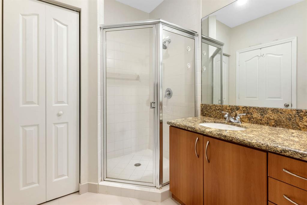 240 NE 2nd Street Unit: 6-D