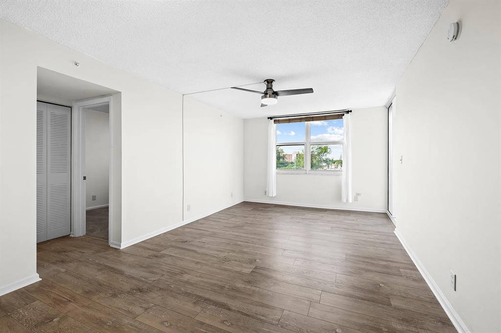 1505 N Riverside Drive Unit: 405