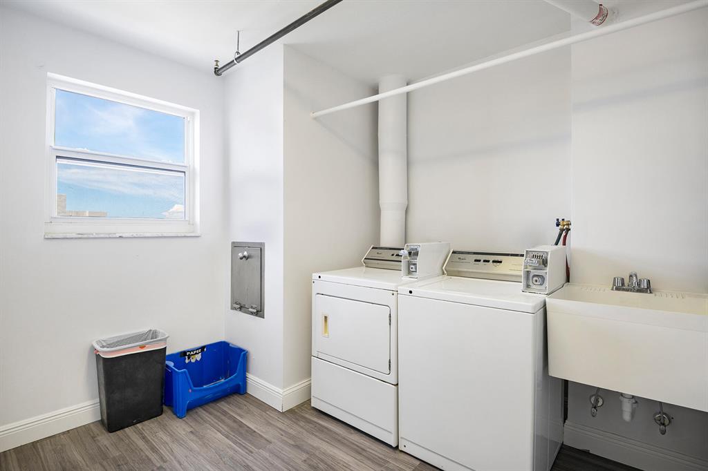 1505 N Riverside Drive Unit: 405