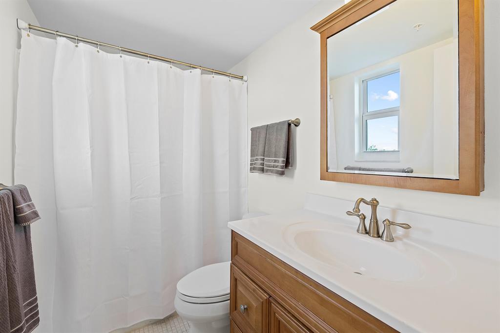 1505 N Riverside Drive Unit: 405