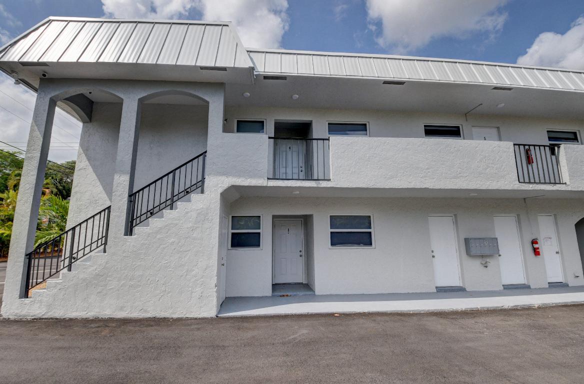 398 W Camino Real, Boca Raton