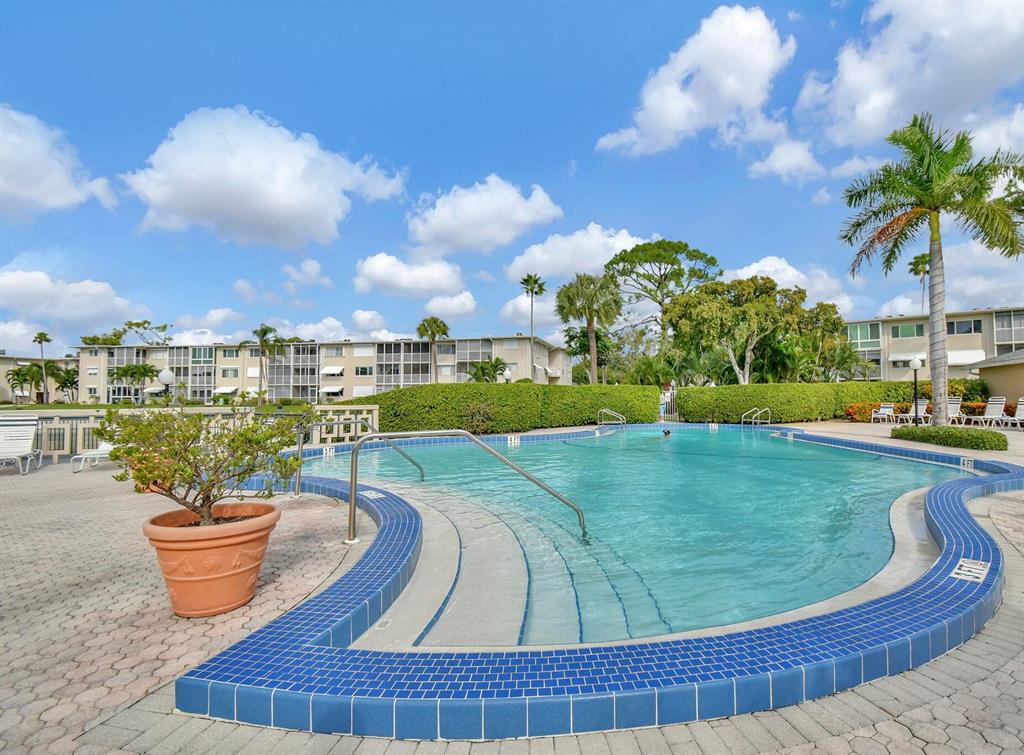 2811 S Garden Drive Unit: 306