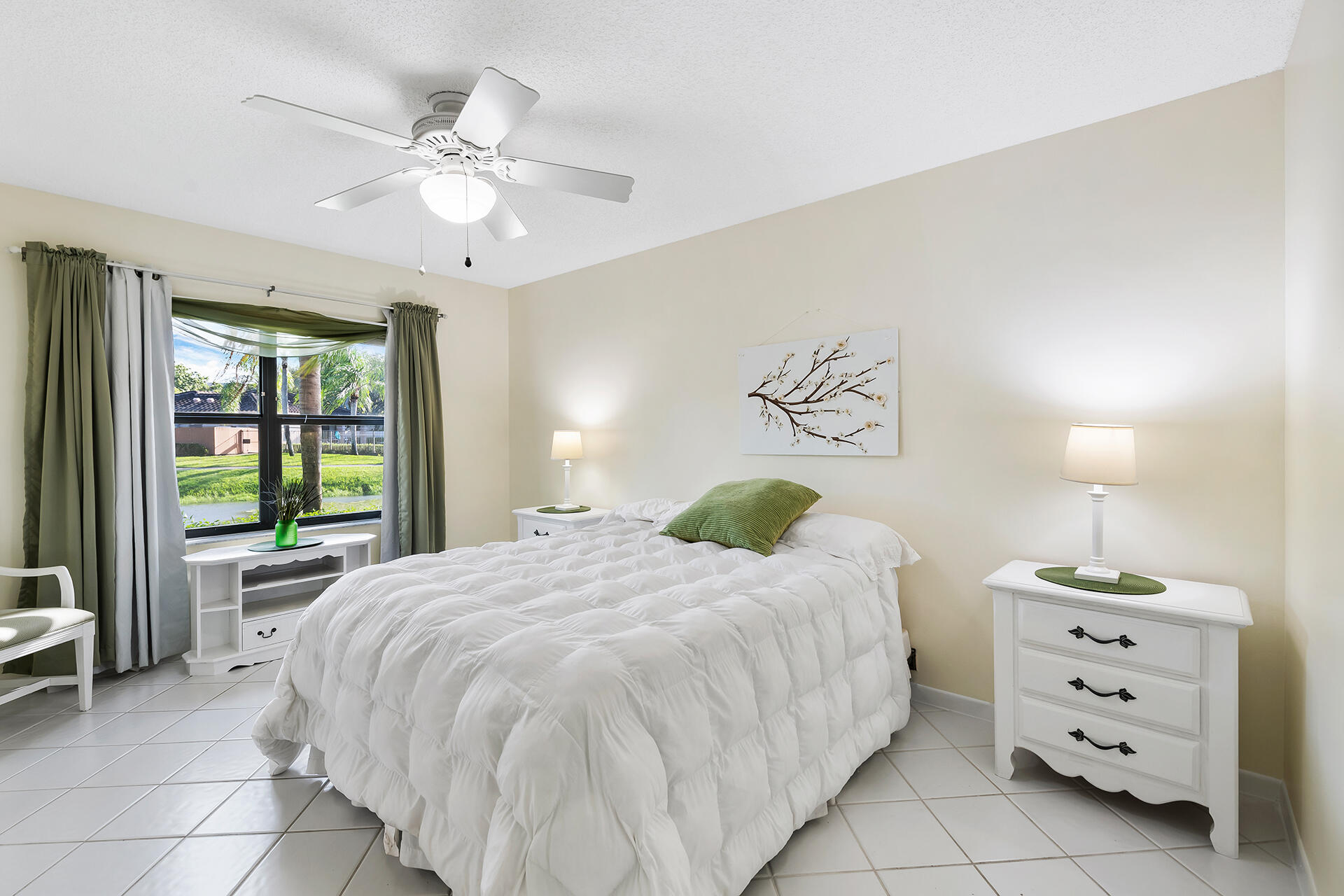 4350 NW 30th Street Unit: 132