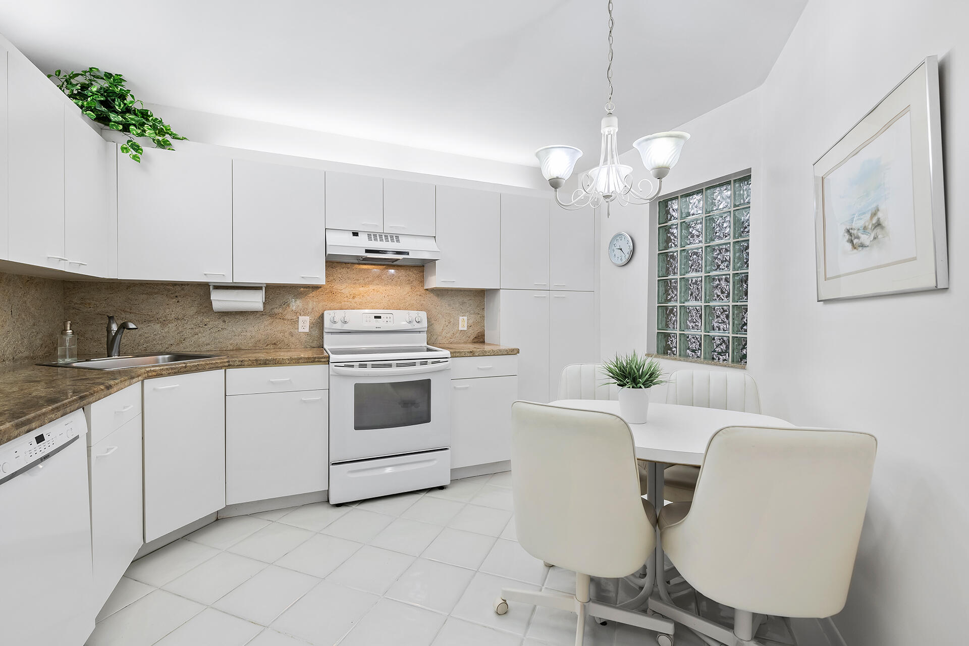 4350 NW 30th Street Unit: 132