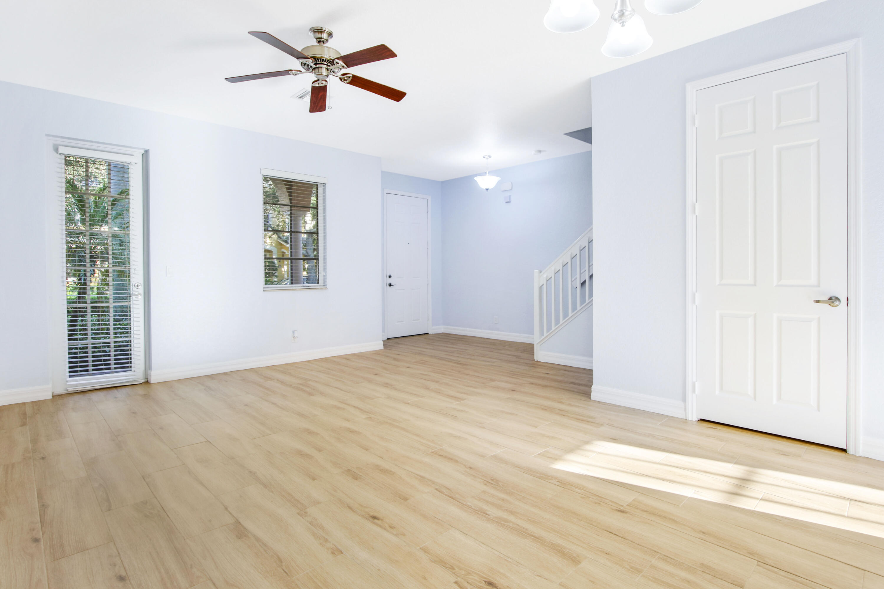 139 Ennis Lane