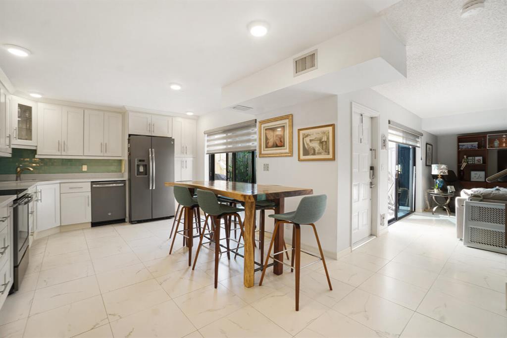 763 NW 30th Avenue Unit: A