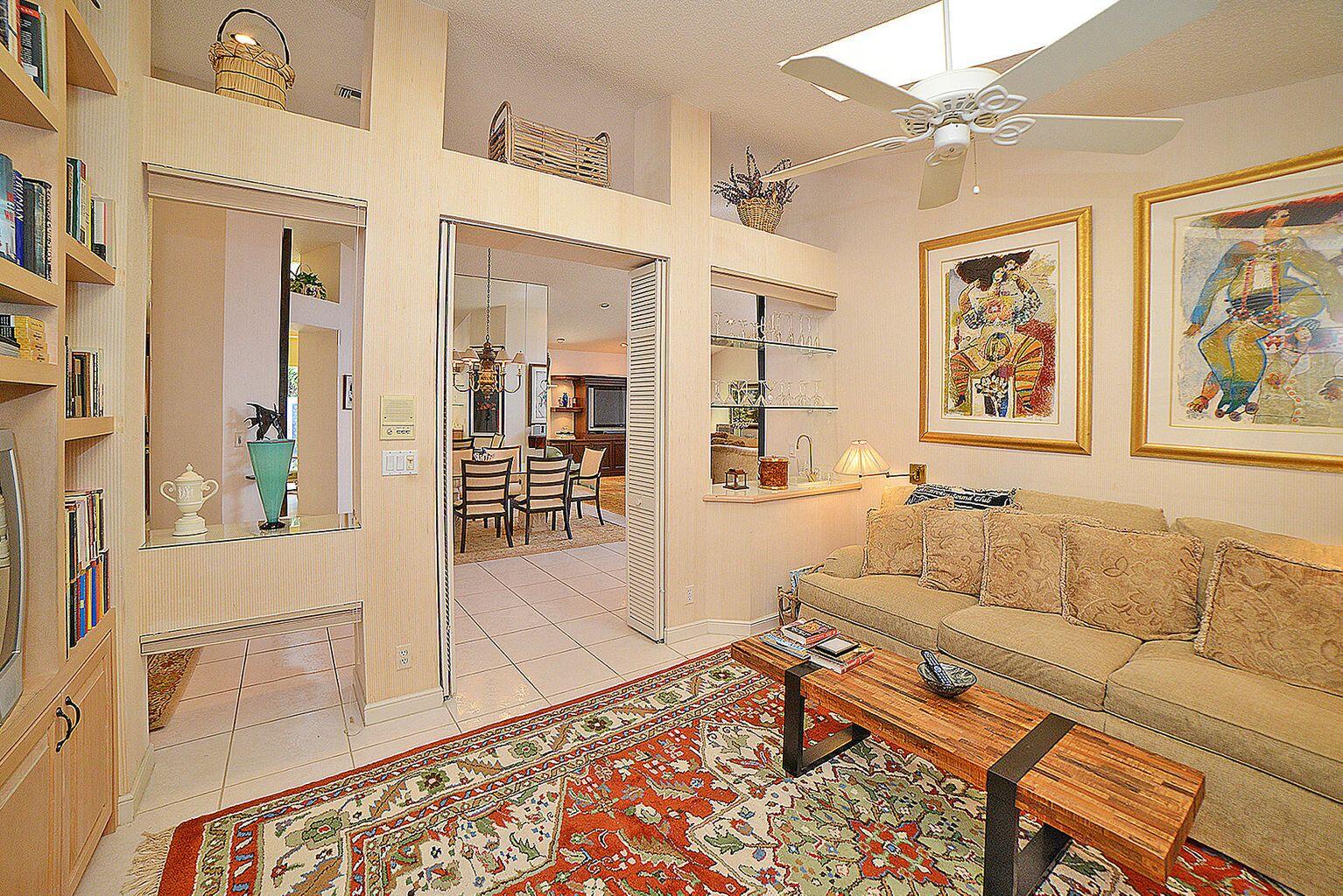 2141 NW 60th Circle
