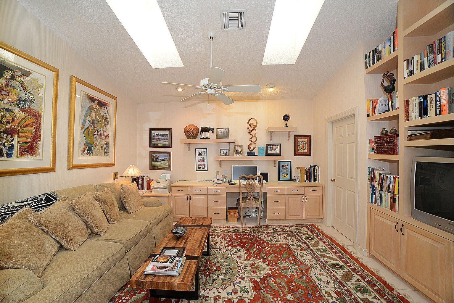 2141 NW 60th Circle