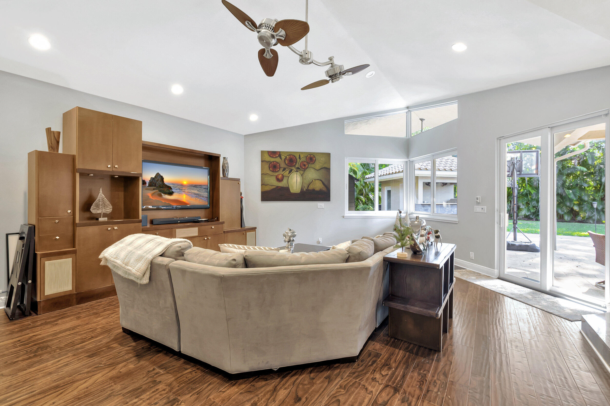 3874 NW 52nd Street