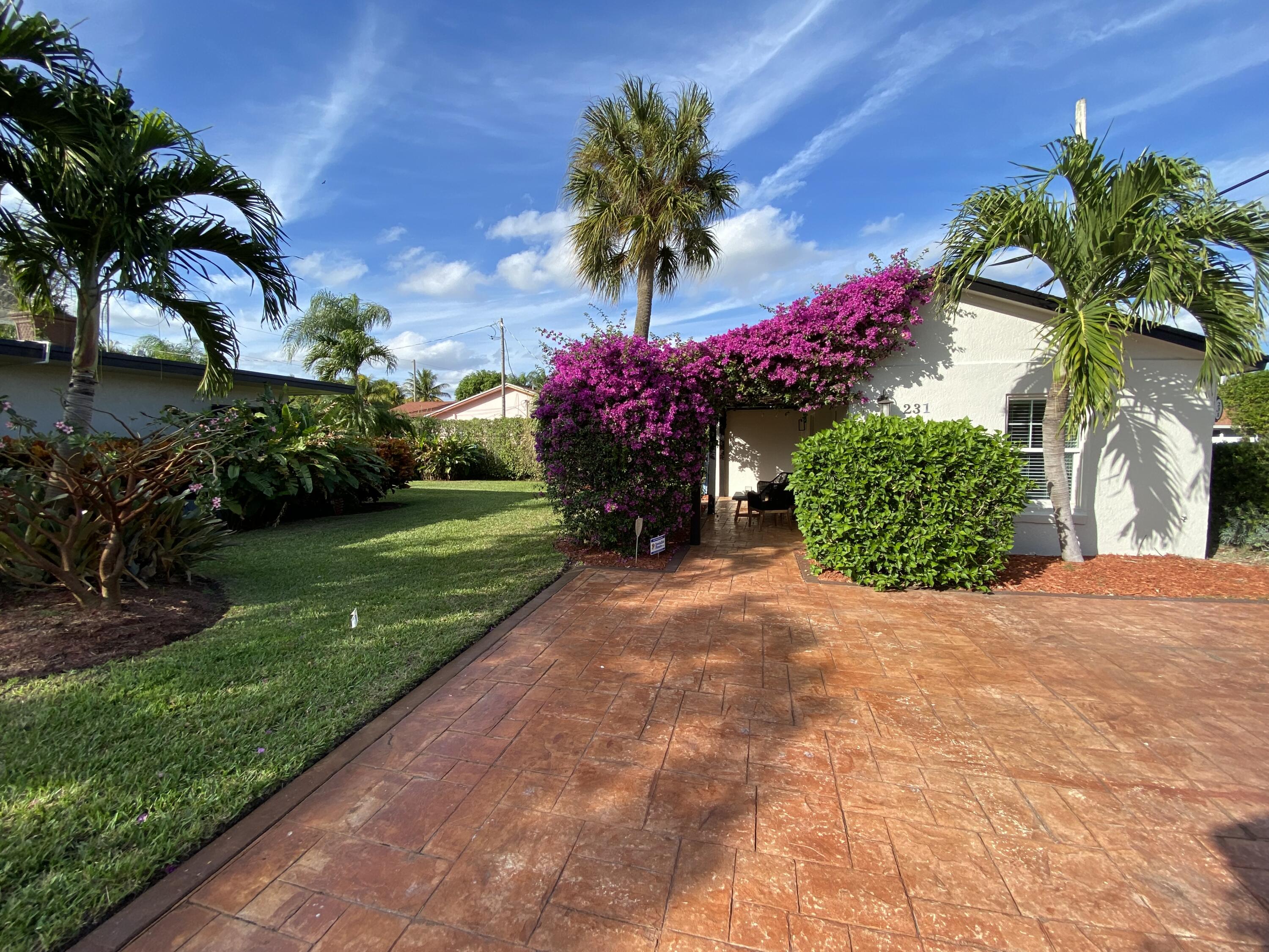 231 SE 3rd Avenue Unit: 1