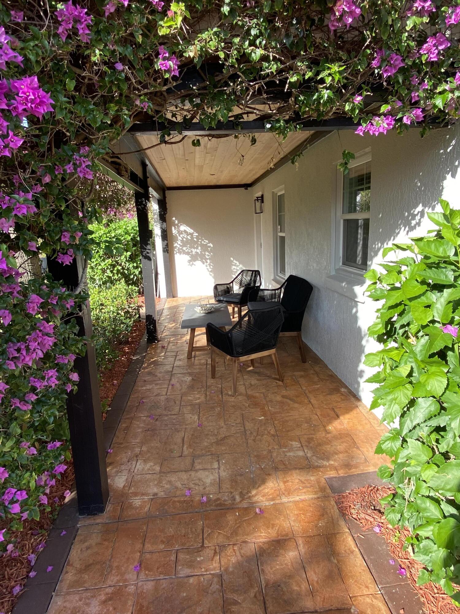 231 SE 3rd Avenue Unit: 1