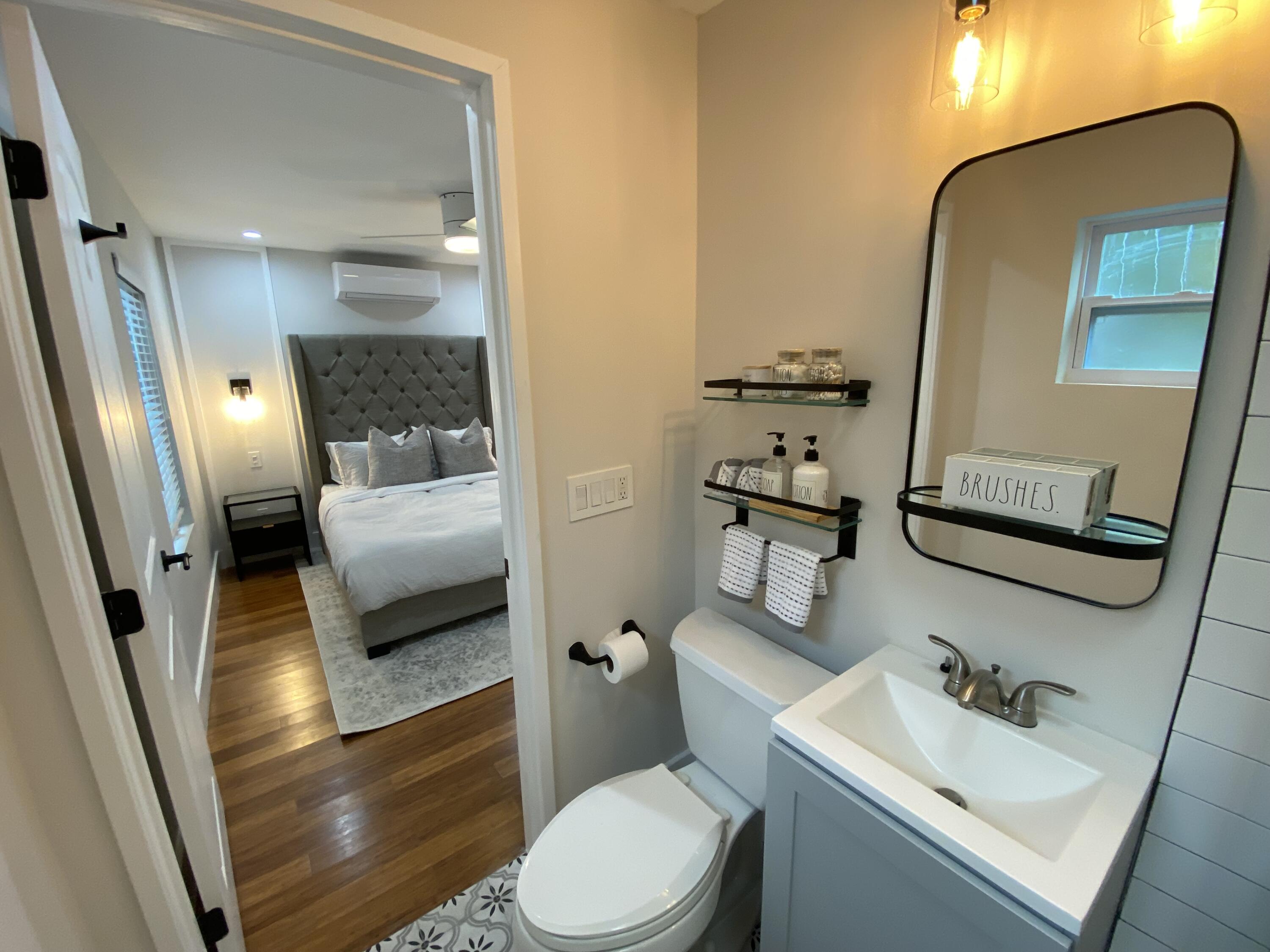 231 SE 3rd Avenue Unit: 1