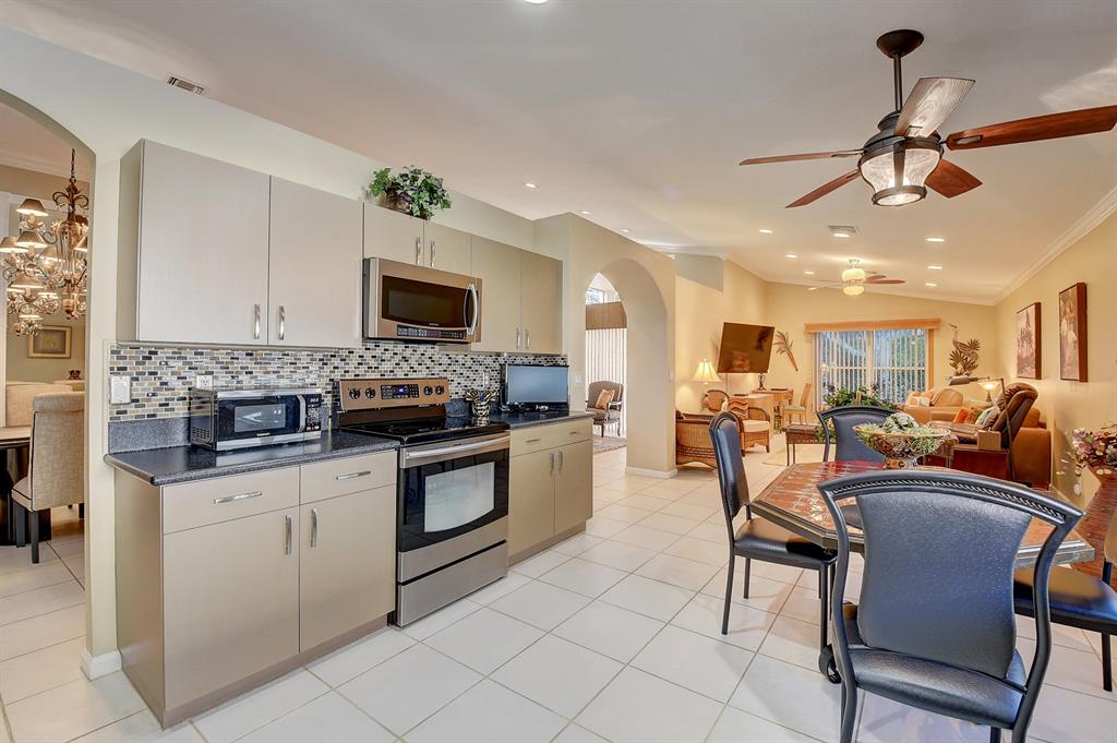 10579 Sunset Isles Court
