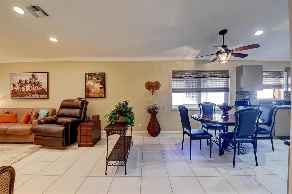 10579 Sunset Isles Court