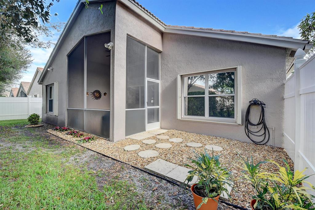10579 Sunset Isles Court