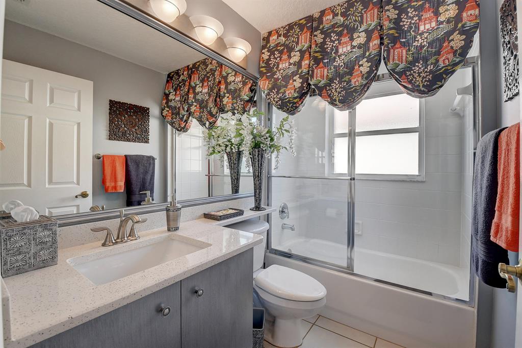 10579 Sunset Isles Court