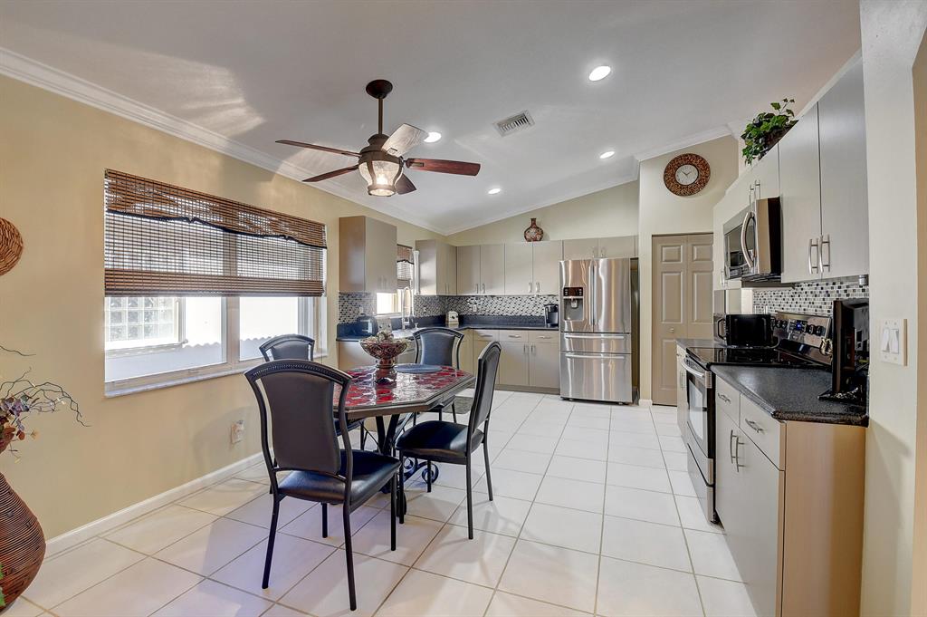 10579 Sunset Isles Court