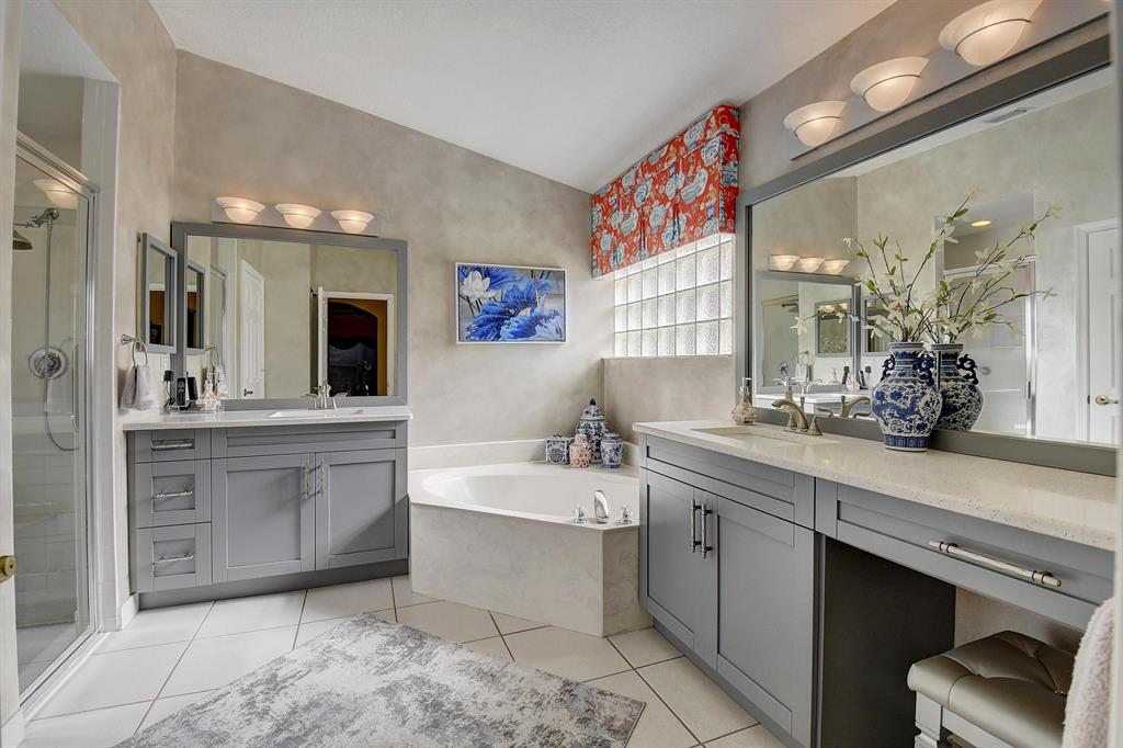 10579 Sunset Isles Court