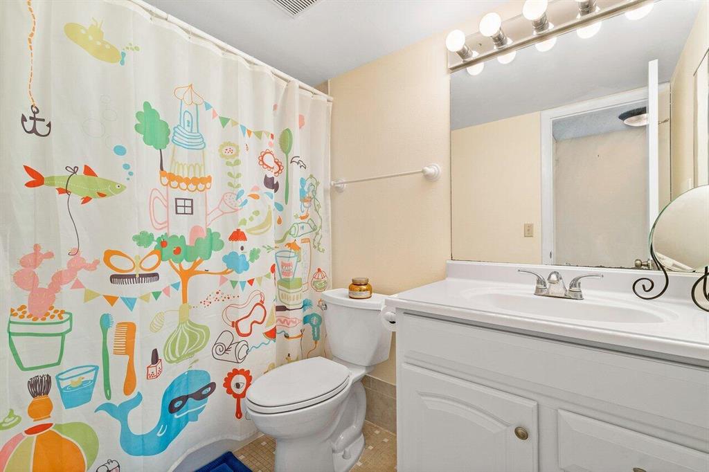 875 NW 13th Street Unit: 4160