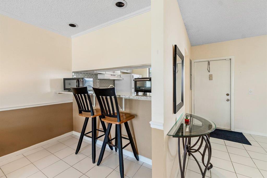875 NW 13th Street Unit: 4160