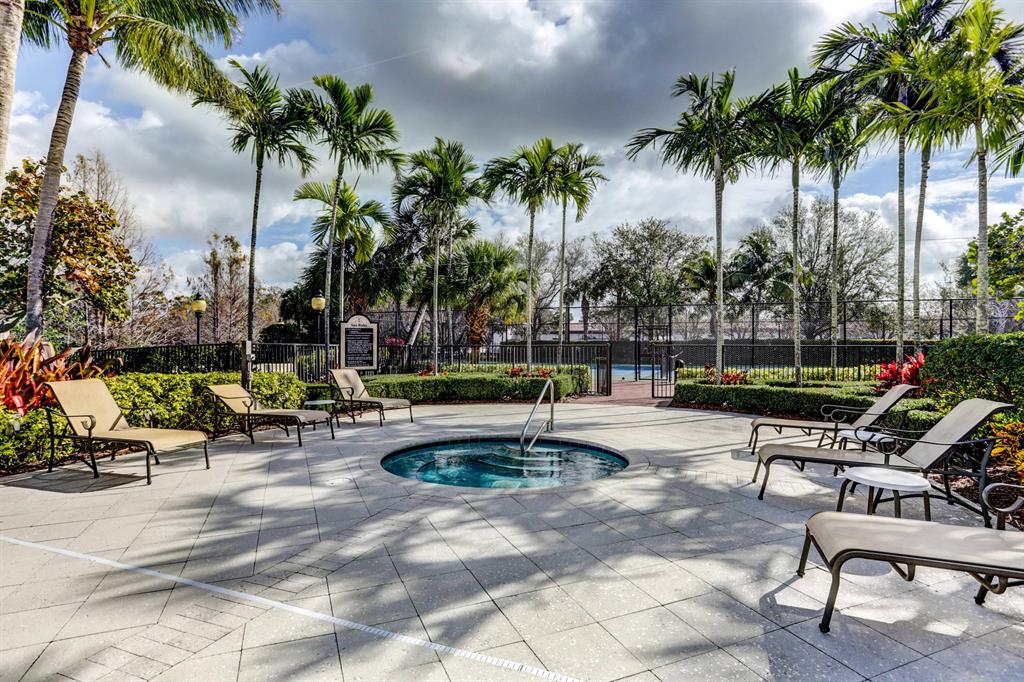 4905 Midtown Lane Unit: 2112