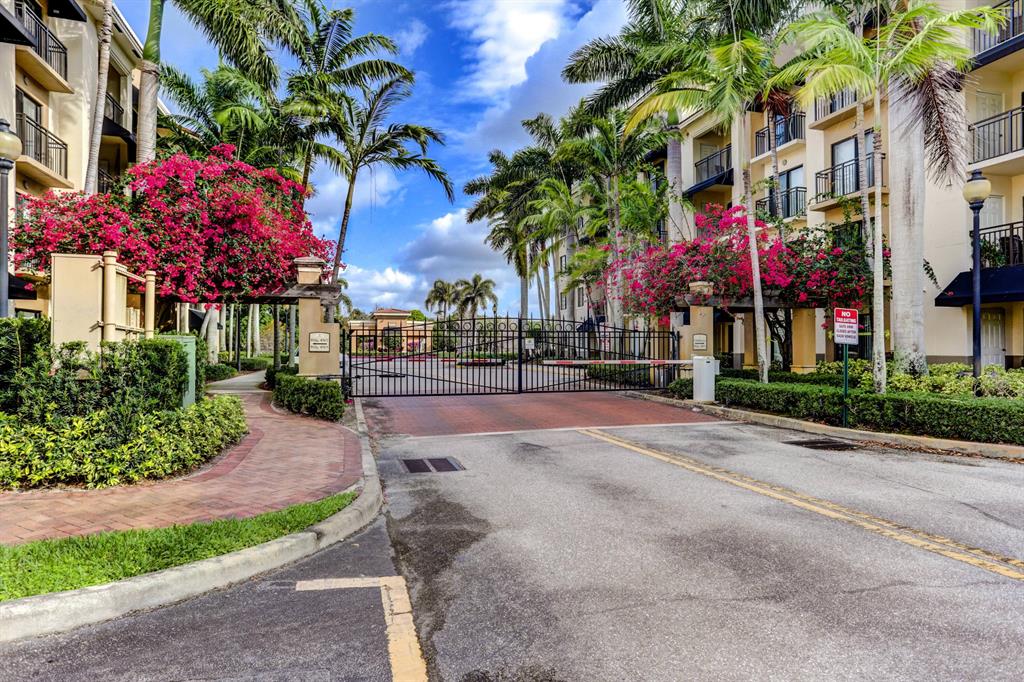 4905 Midtown Lane Unit: 2112
