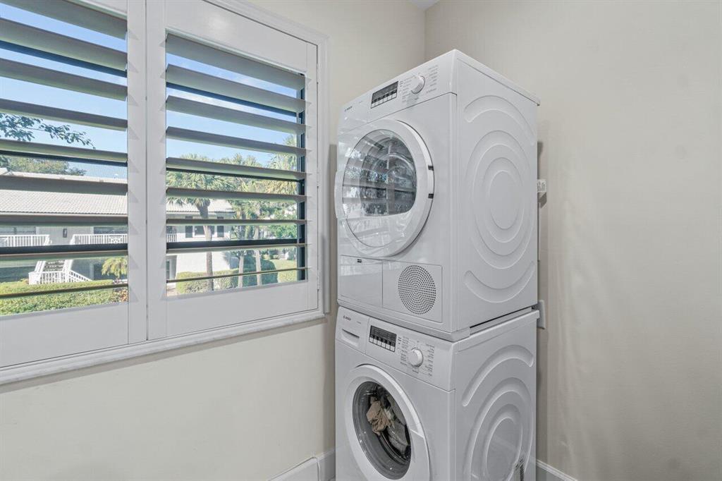 66 Eastgate Drive Unit: D